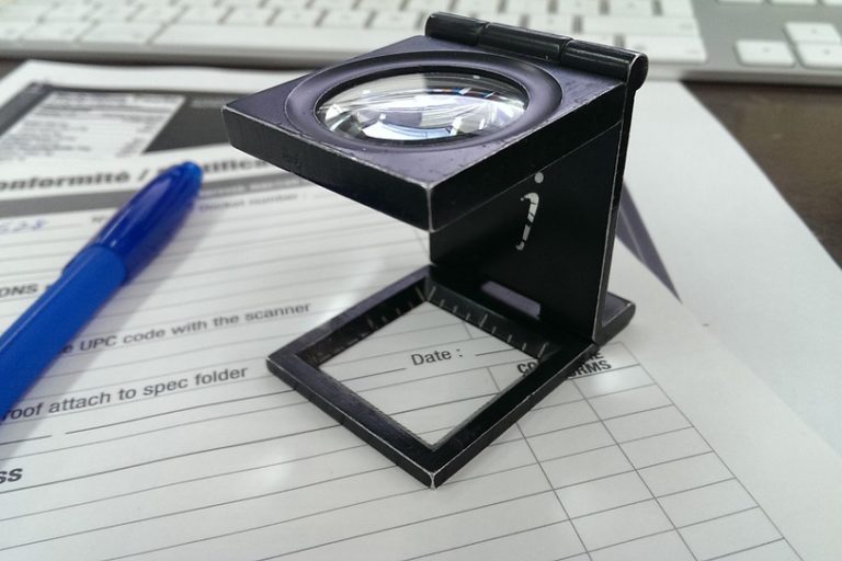 magnifying-glass-394990_960_720